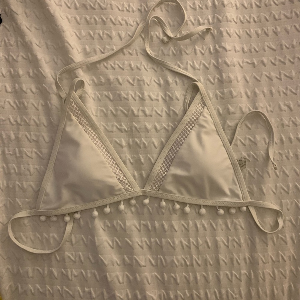 White bikini top from zaful size medium!